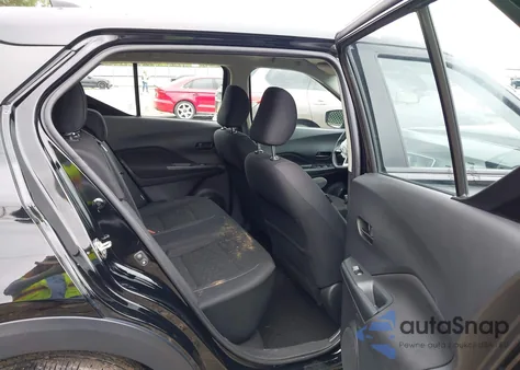 2022 Nissan Kicks S Xtronic Cvt z USA, uszkodzony, nr VIN 3N1CP5BV3NL515439